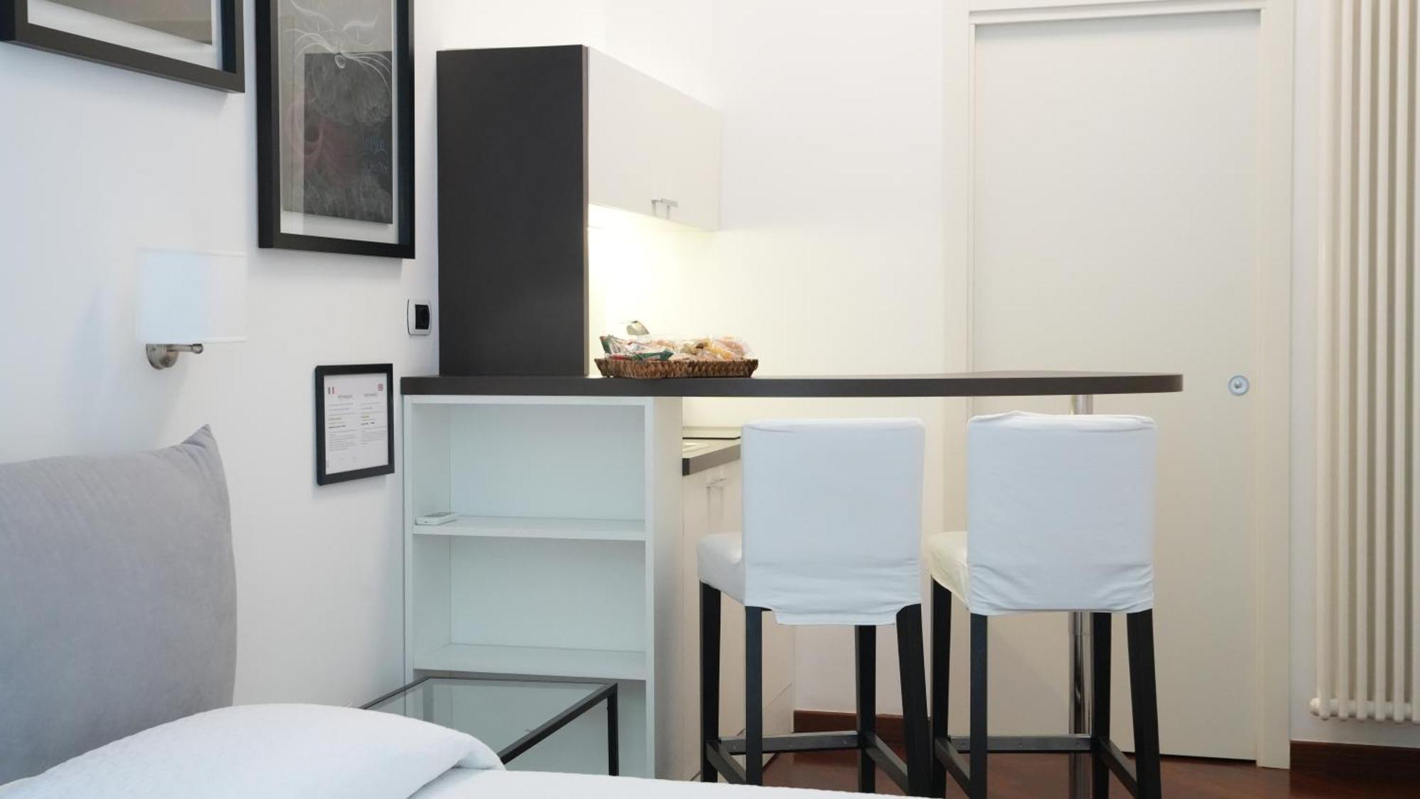 Luca Giordano 142 B&B Naples Exterior photo